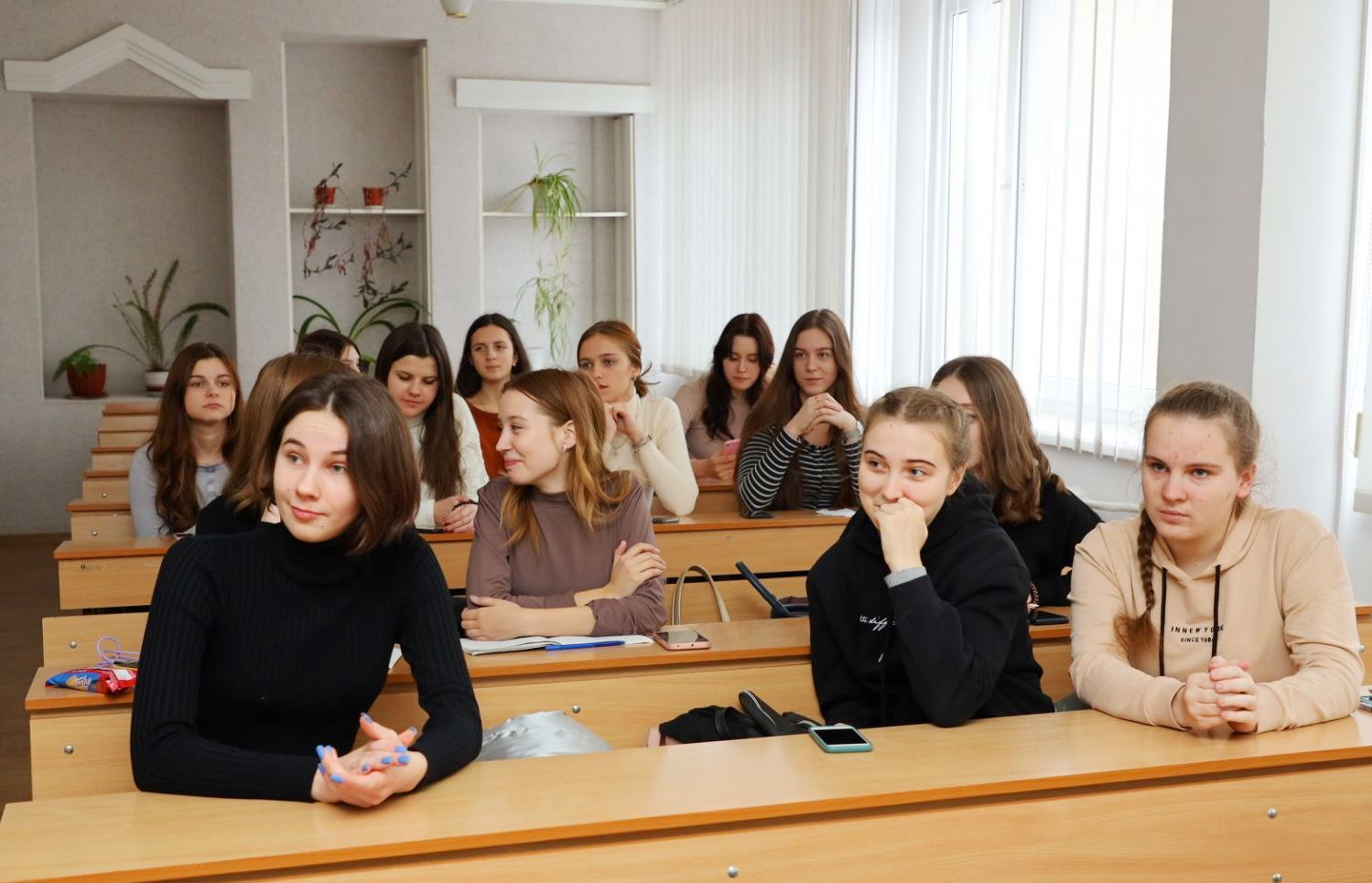 Команда Лексичні омоніми
